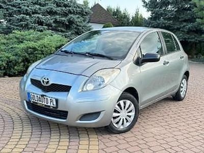 używany Toyota Yaris II