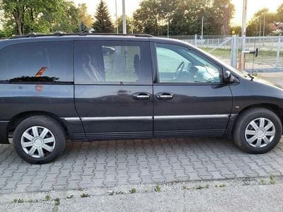 Używany Chrysler Grand Voyager 85 KM (62 kW) 2000 Czarny Minivan