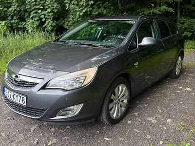 Grafitowy Używany 2012 Opel Astra Kombi | 23 500 zł (Uczciwa cena)
