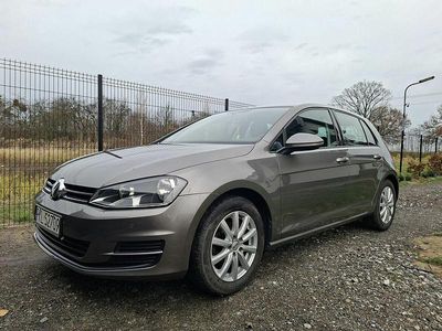 Używany VW Golf VII 2014 Brązowobeżowy Hatchback