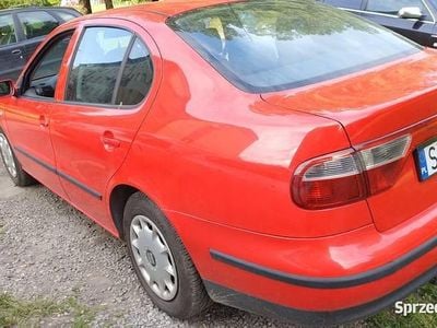 Czerwony Używany 2003 Seat Toledo Sedan/Limuzyna | 5499 zł (Dość drogi)