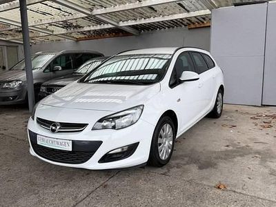 Biały Używany 2014 Opel Astra Kombi | 23 000 zł (Uczciwa cena)