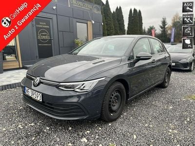 Szary (metalik) Używany 2021 VW Golf VIII Hatchback | 54 890 zł (Uczciwa cena)