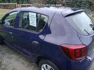 Używany Dacia Sandero 73 KM (53 kW) 2020 Niebieski Hatchback