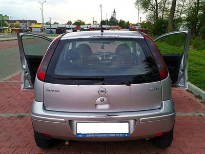 używany Opel Corsa C 2006r. 1,3 CDTI Diesel, klimatyzacja, wspomaganie