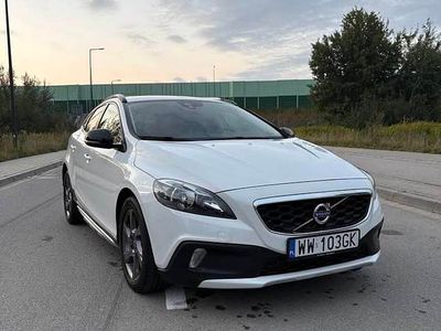 Biały Używany 2015 Volvo V40 Hatchback | 62 000 zł