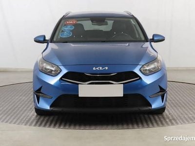 Niebieski Używany 2022 Kia Ceed Hatchback | 64 999 zł (Dobra cena)