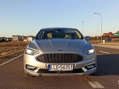 Używany Ford Mondeo 2017 Srebrny Sedan/Limuzyna