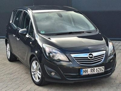 Czarny Używany 2013 Opel Meriva Minivan | 28 900 zł (Dość drogi)