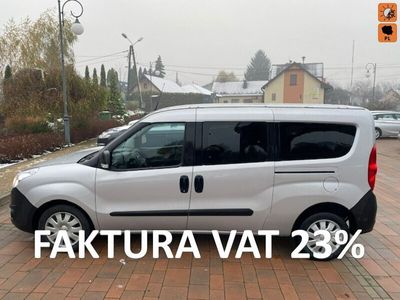 używany Opel Combo 1.6dm 105KM 2017r. 125 000km