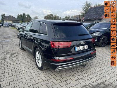 Czarny (metalik) Używany 2016 Audi Q7 S-Line SUV | 79 900 zł