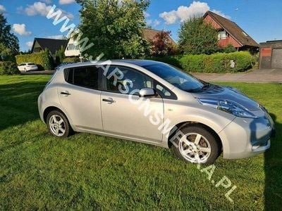 Srebrny Używany 2013 Nissan Leaf Hatchback | 36 100 zł