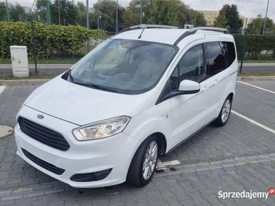 używany Ford Tourneo Courier 