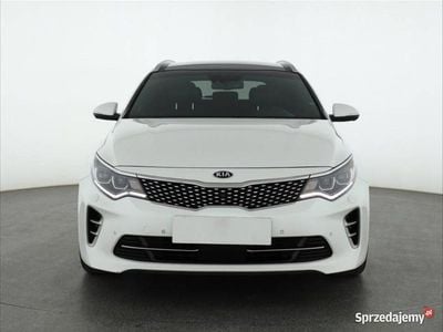 Używany Kia Optima 141 KM (103 kW) 2016 Biały Sedan/Limuzyna