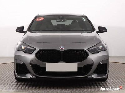 BMW M235