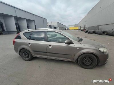 Używany 2011 Kia Ceed Hatchback | 7300 zł