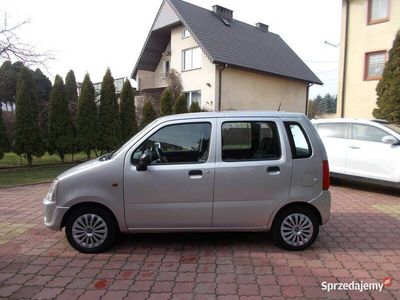 używany Opel Agila 1,0 benzyna 2005 r. 5 drzwi hak holowniczy zarejestrowany