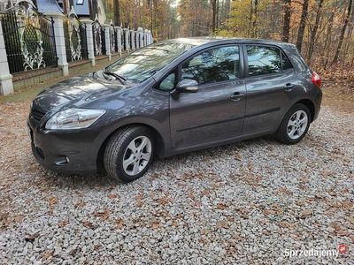Szary Używany 2012 Toyota Auris Hatchback | 26 800 zł (Dość drogi)