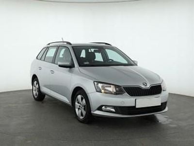 Srebrny Używany 2015 Skoda Fabia Kombi | 28 499 zł (Drogi)