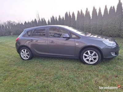 Używany 2011 Opel Astra | 9900 zł (Dobra cena)