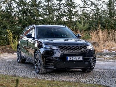 Czarny (metalik) Używany 2017 Land Rover Range Rover Velar R-Dynamic SUV | 149 777 zł