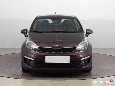 Brązowy Używany 2015 Kia Rio Sedan/Limuzyna | 34 999 zł (Uczciwa cena)