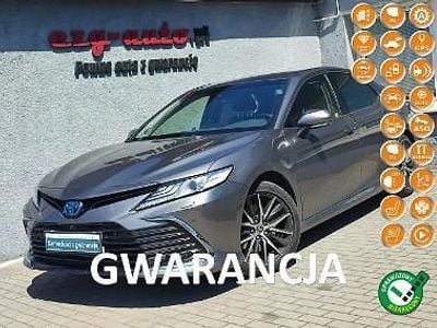 Używany Toyota Camry Executive 178 KM (130 kW) 2022 Szary Sedan/Limuzyna
