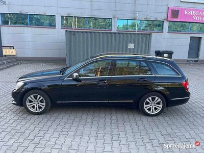 Mercedes C180