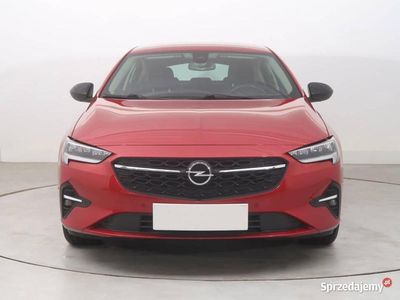 Używany Opel Insignia 174 KM (127 kW) 2021 Czerwony Hatchback