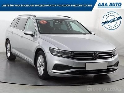 Używany VW Passat 2021 Srebrny