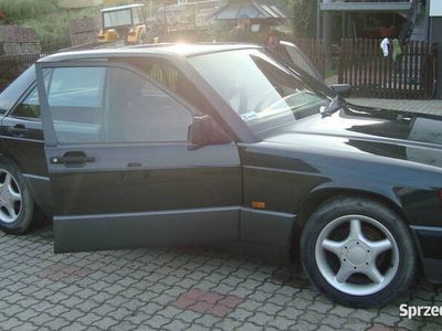 Używany Mercedes 190 1992 Sedan/Limuzyna