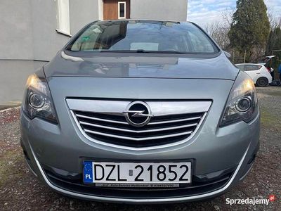 Srebrny Używany 2011 Opel Meriva Minivan | 20 900 zł (Uczciwa cena)