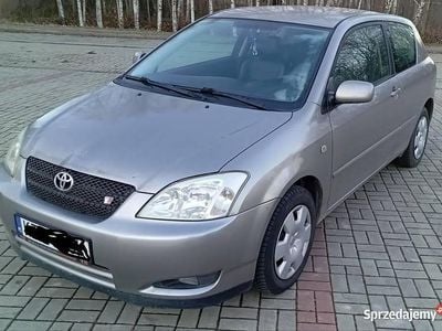 używany Toyota Corolla E12 TS 1.8