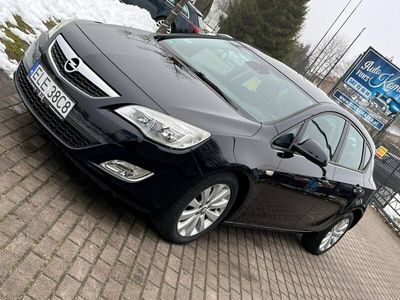 używany Opel Astra 1.6dm 116KM 2010r. 248 000km