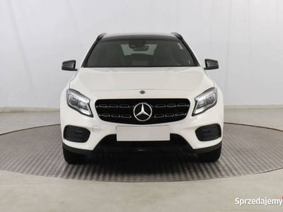 Mercedes GLA200