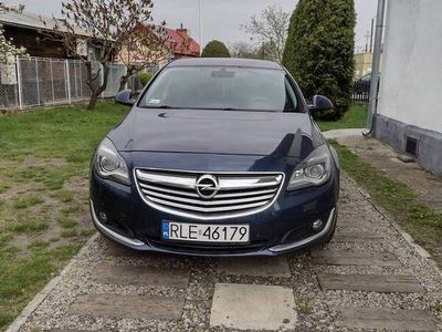 Używany Opel Insignia 250 KM (183 kW) 2014 Granatowy Sedan/Limuzyna