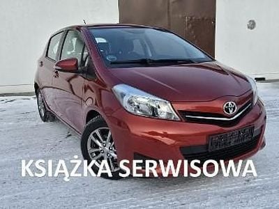 używany Toyota Yaris 1,0BENZ Kam.Cofania.Navi.Alufelgi.Serwis.El.szyby.Centralka.k…