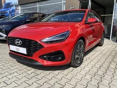 Czerwony Nowe 2025 Hyundai i30 Pure Hatchback | 90 800 zł (Drogi)
