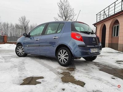 Używany Renault Clio III 2005 Niebieski Hatchback
