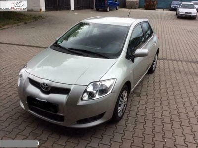 używany Toyota Auris 1.6dm 125KM 2007r. 125 000km