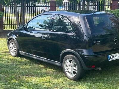 Używany Opel Corsa 80 KM (58 kW) 2006 Czarny Hatchback