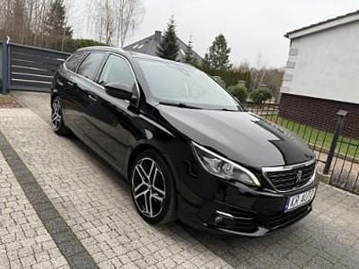 Czarny Używany 2018 Peugeot 308 Kombi | 32 900 zł (Dobra cena)