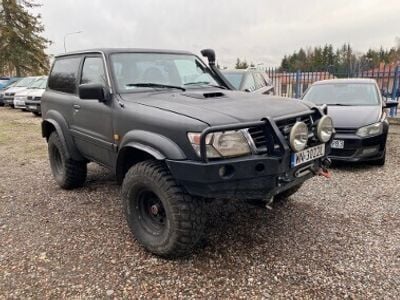 Używany Nissan Patrol 160 KM (117 kW) 2000 Czarny SUV