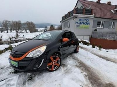 Używany Opel Corsa 101 KM (74 kW) 2011 Czarny Hatchback