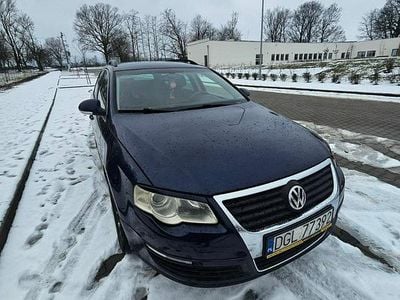Używany VW Passat 105 KM (77 kW) 2006 Niebieski Kombi