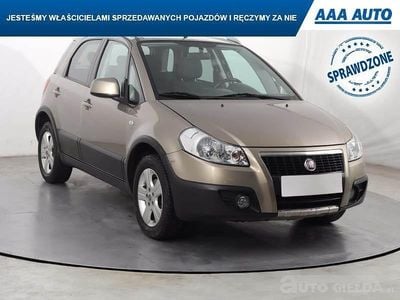 Używany Fiat Sedici 107 KM (78 kW) 2008 Beżowy SUV