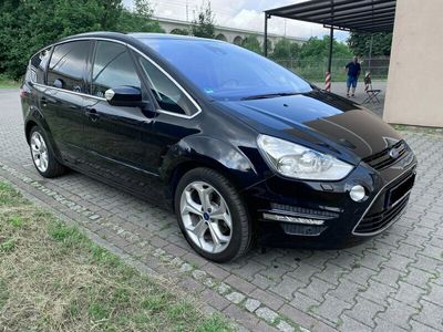 używany Ford S-MAX 2dm 163KM 2013r. 121 000km