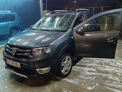Używany Dacia Sandero Stepway 2016 Grafitowy Hatchback