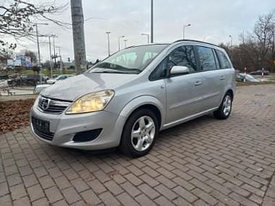 używany Opel Zafira B 1.8 B. 140 KM, 7-Osobowy,Nawigacja
