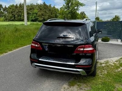 Używany Mercedes ML350 2013 Czarny SUV